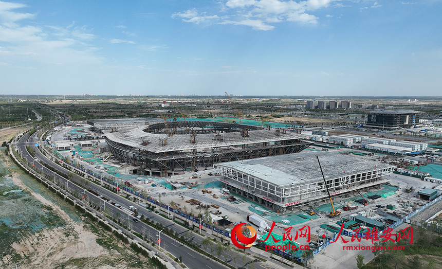 航拍雄安體育中心項目建設現場。人民網 李兆民攝