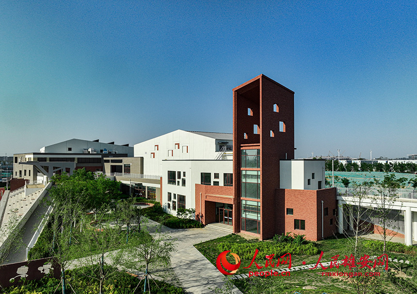 位于啟動區(qū)的雄安史家胡同小學(xué)。人民網(wǎng) 李兆民攝