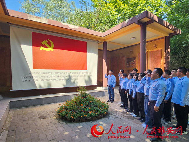 圖為宣誓現(xiàn)場。中建三局容西安置房項目部供圖
