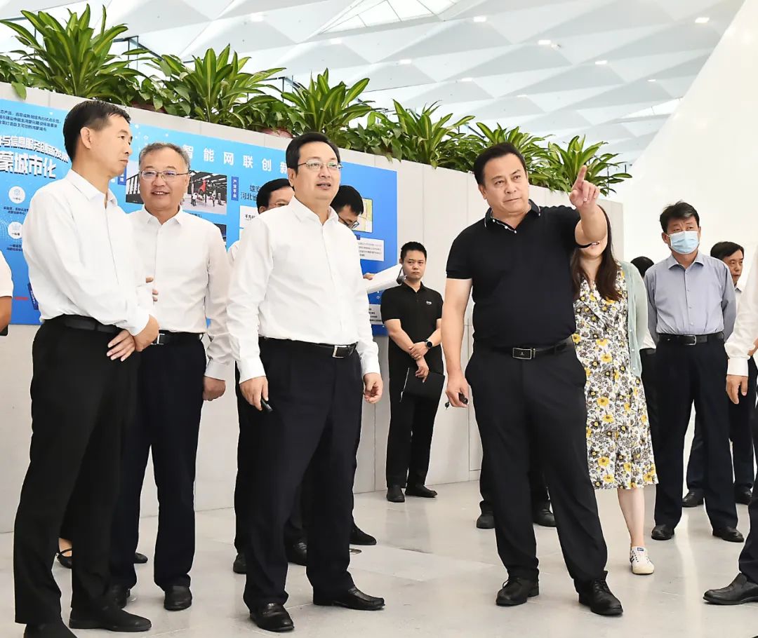 張國華調(diào)研雄安城市計算中心建設(shè)運營情況。劉向陽攝